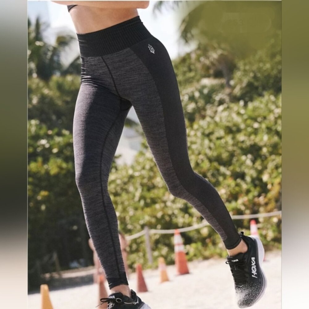 Free People Good Karma High Rise Space Dye Leggings Black Combo NEW Size XS